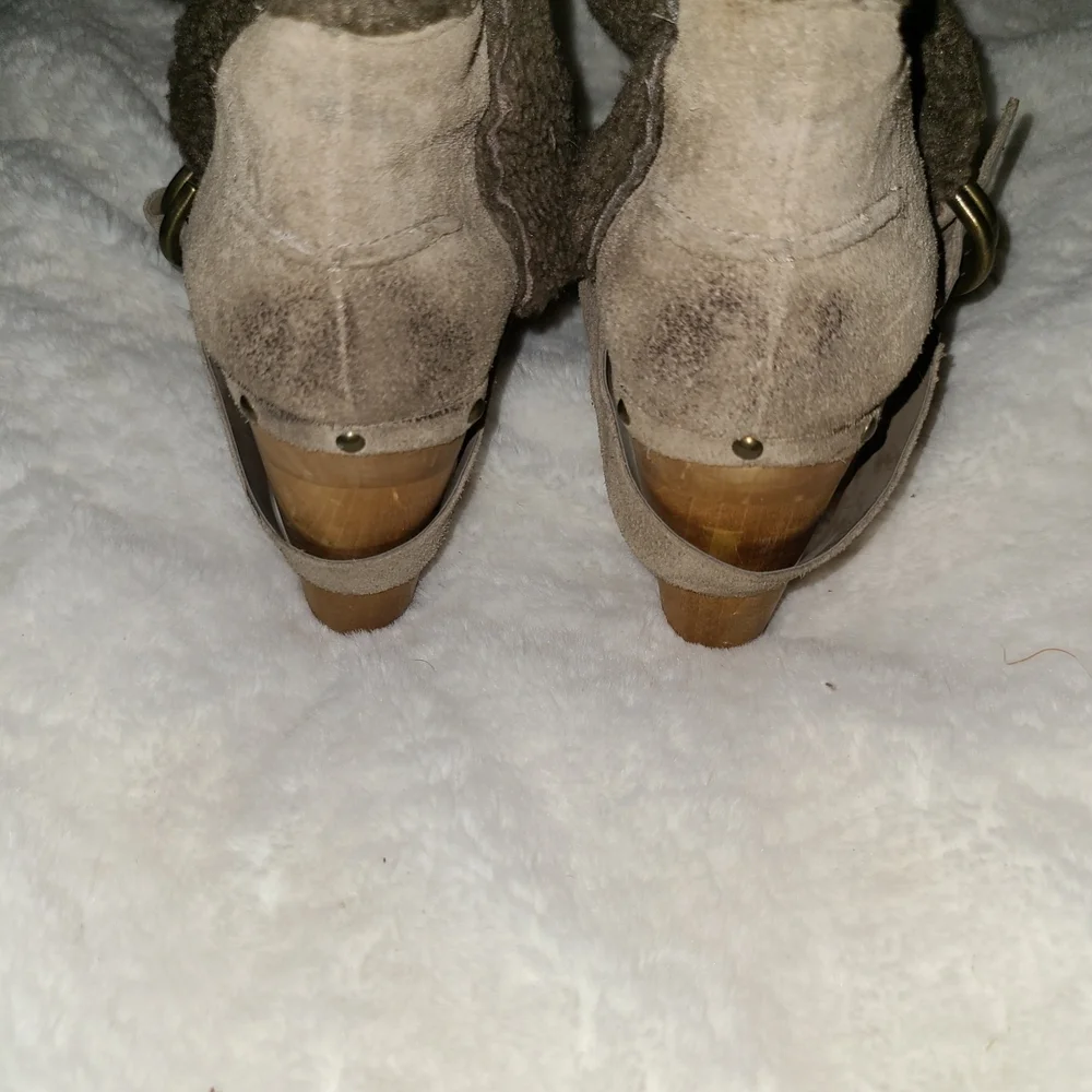 Nine West Size 10 Tan Suede Leather Ankle Booties - Picture 5 of 6